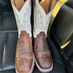 Women’s  Brown and Cream Western Boots